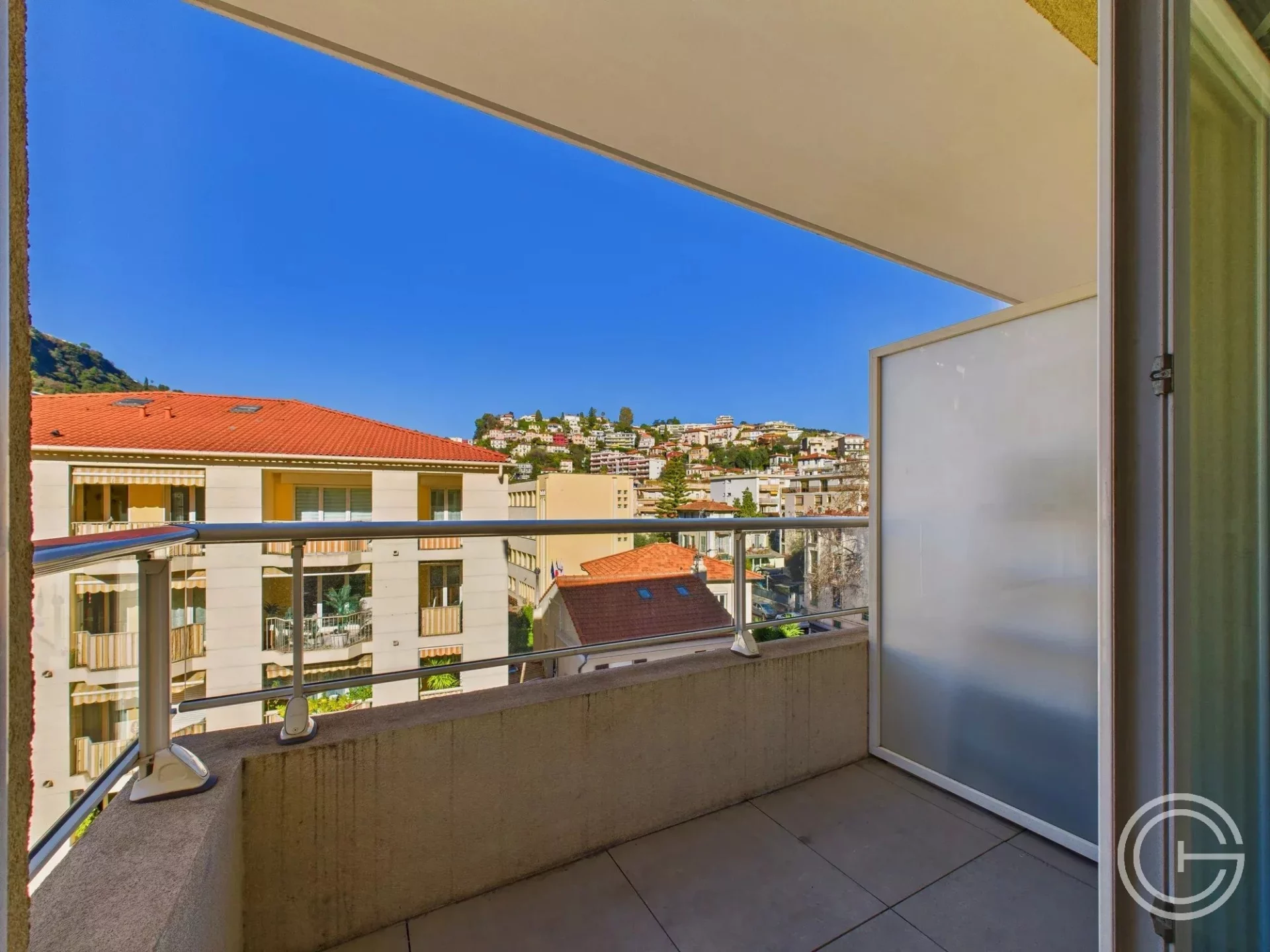 Appartement 2 pièces 42 m² Nice Saint Sylvestre