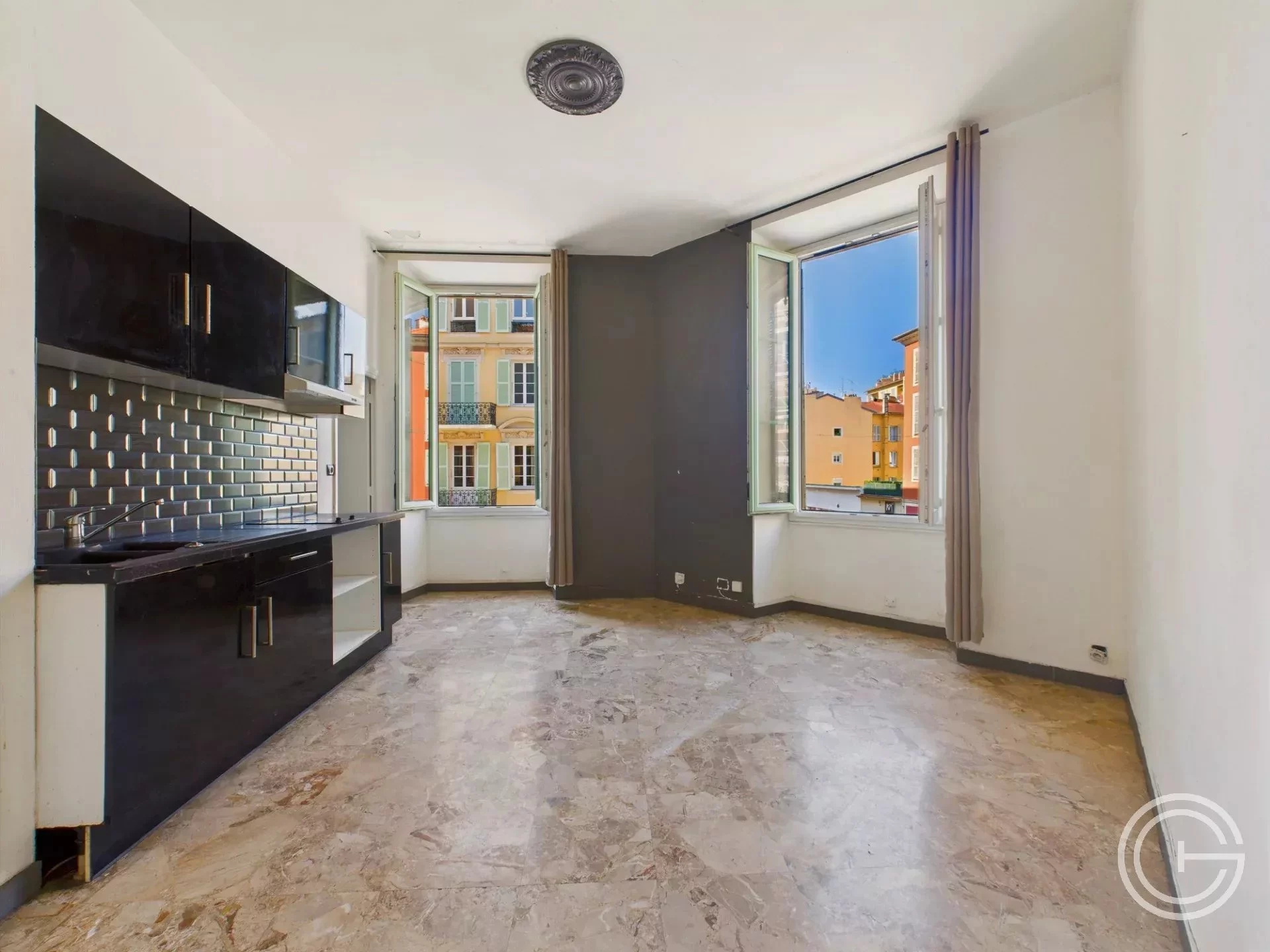 Appartement 2 pièces 32 m² Nice Le Port