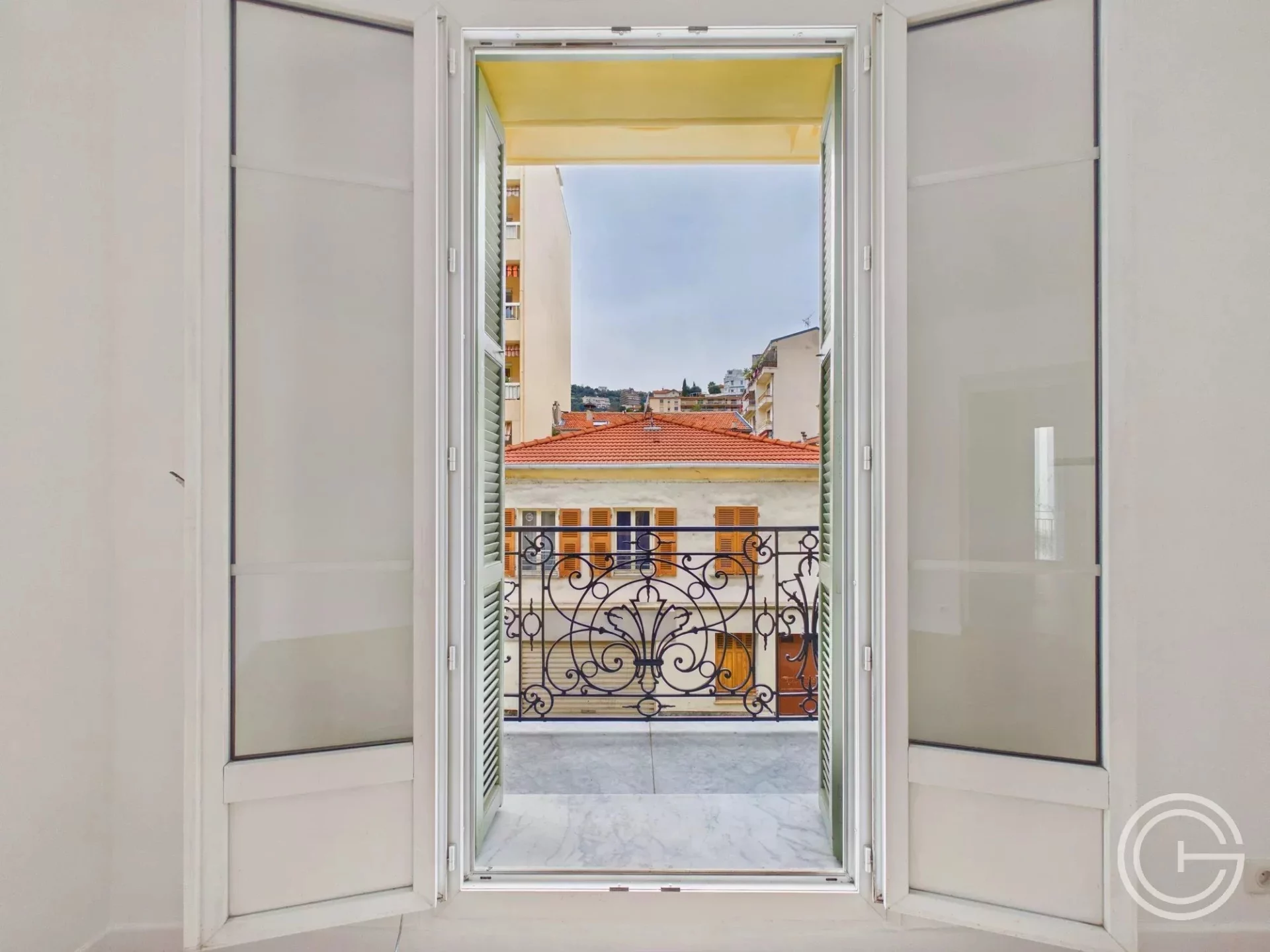 Appartement 2 pièces 39 m² Nice Libération