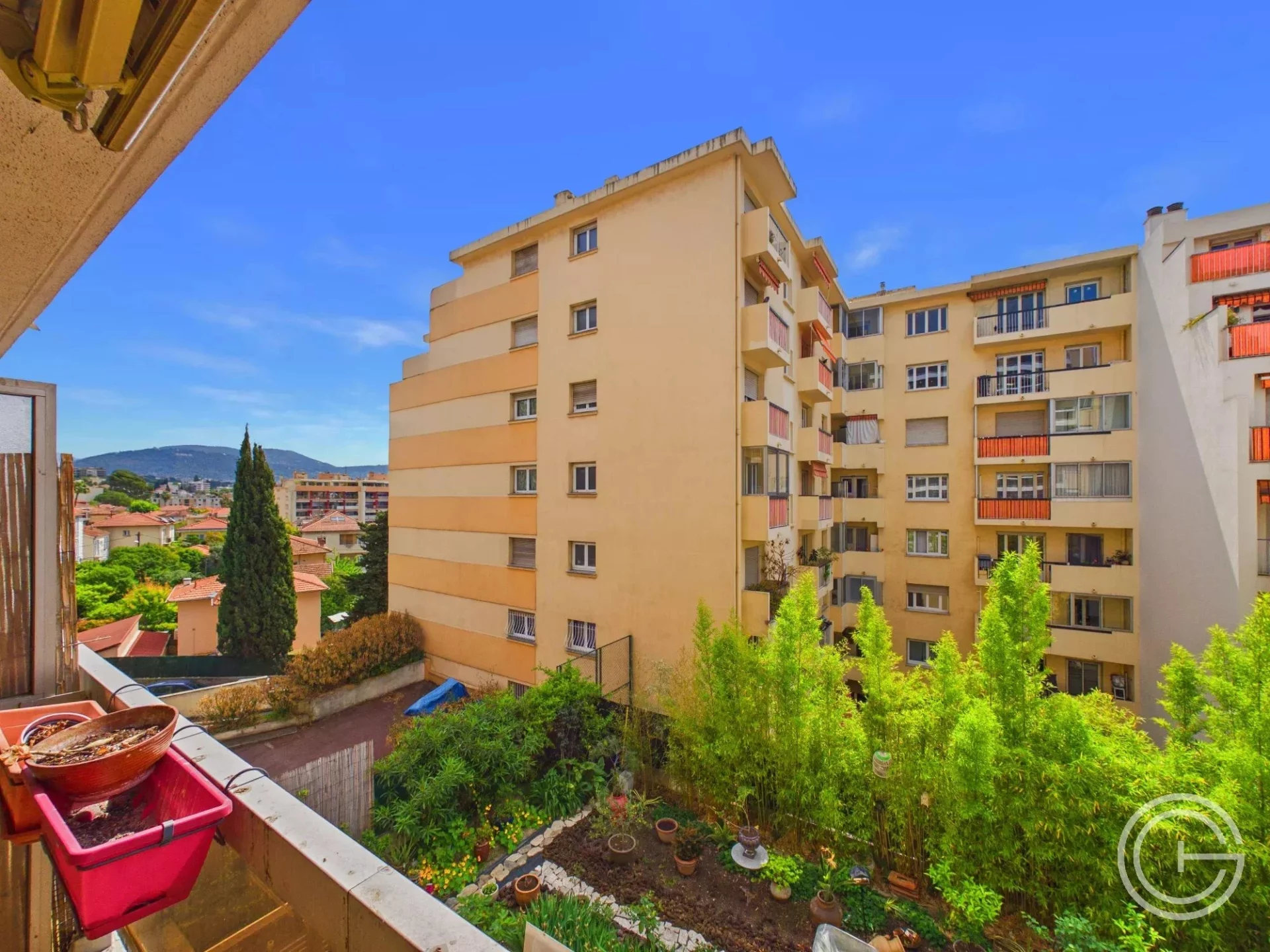 Appartement 2 pièces 43 m² Nice Saint Sylvestre