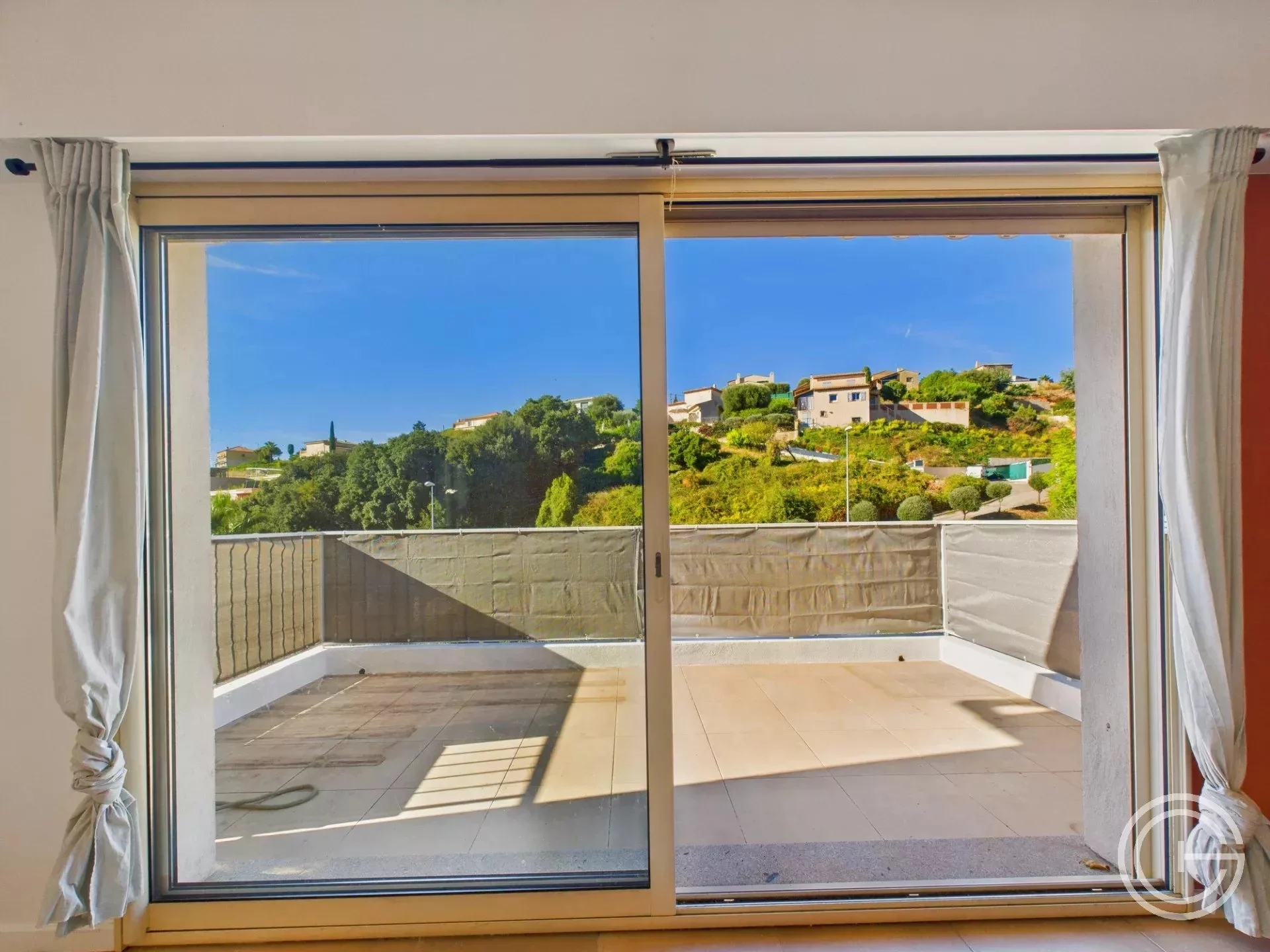 Appartement 3 pièces 75 m² Saint-Laurent-du-Var