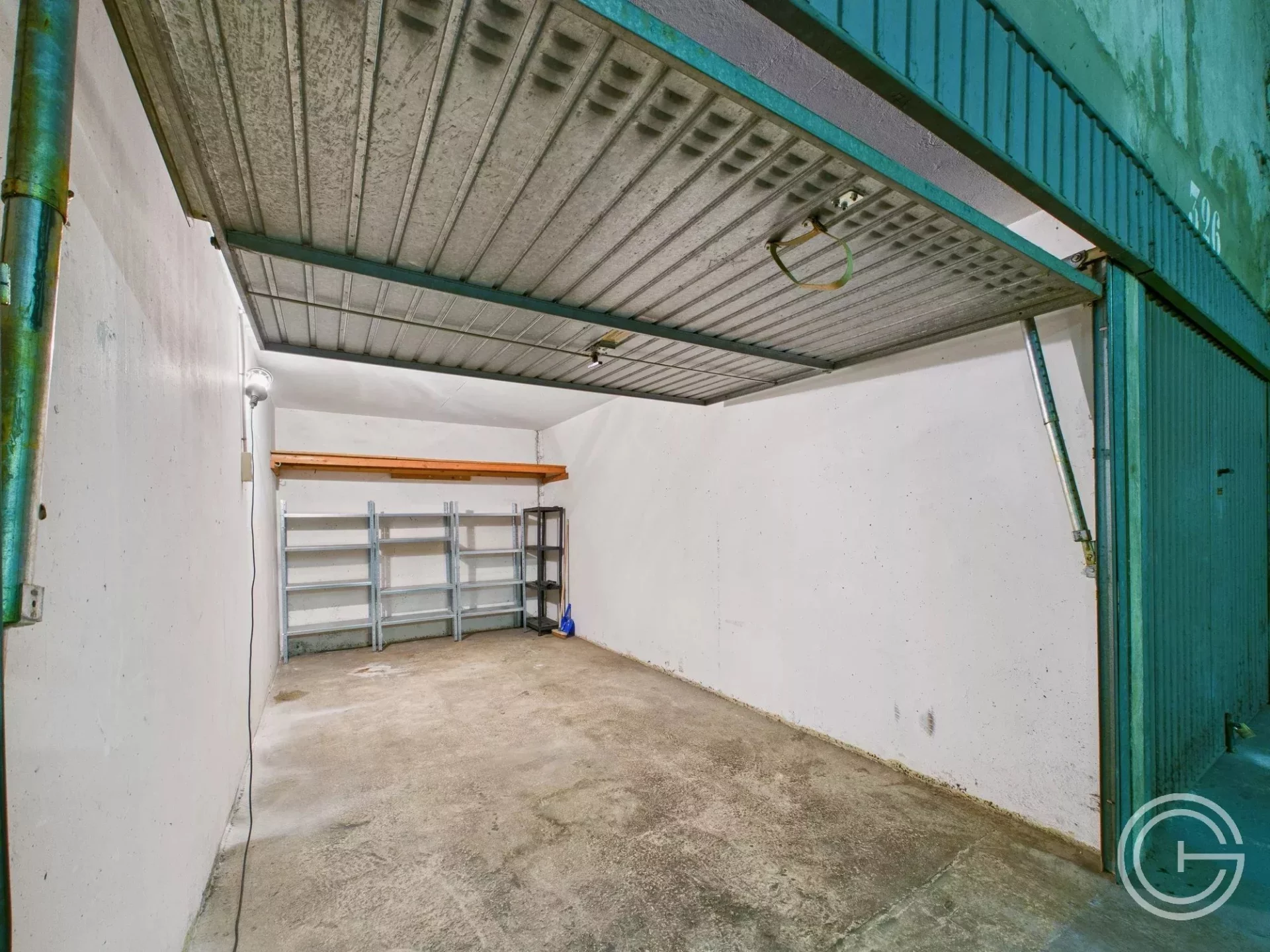 Garage / Parking Nice Gorbella