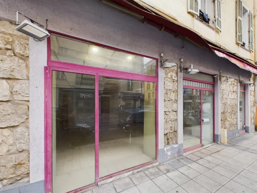 LOCAL COMMERCIAL – RUE LÉPANTE – NICE CENTRE