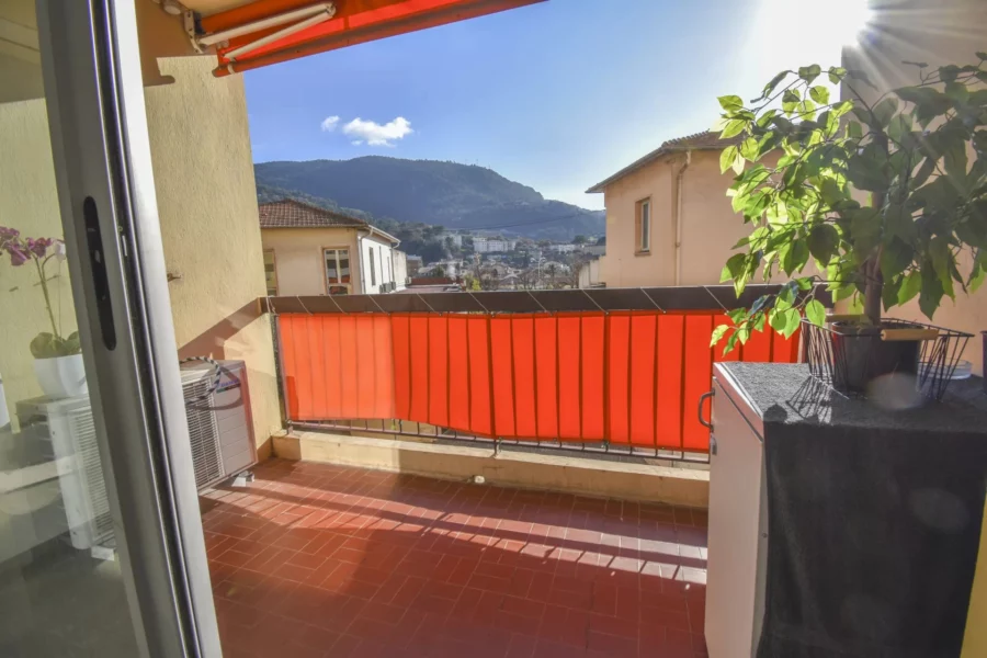 3/4 TERRASSE PARKING CAVE – LA TRINITE  – RUE ANTOINE SCOFFIER