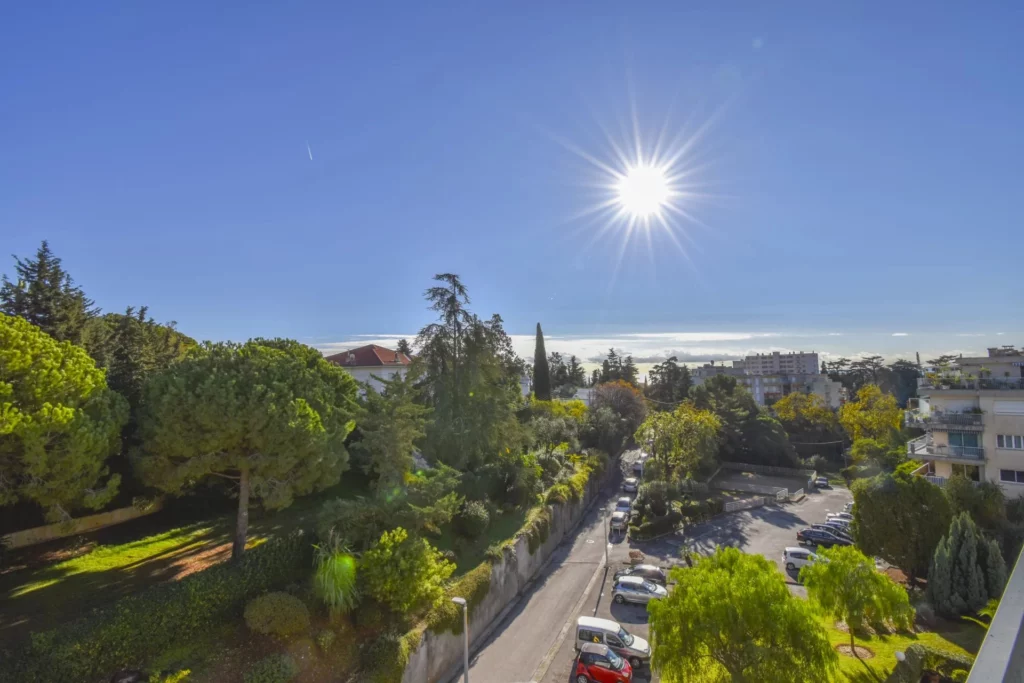 3 PIECES CAVE PARKING – BD NAPOLEON III – NICE