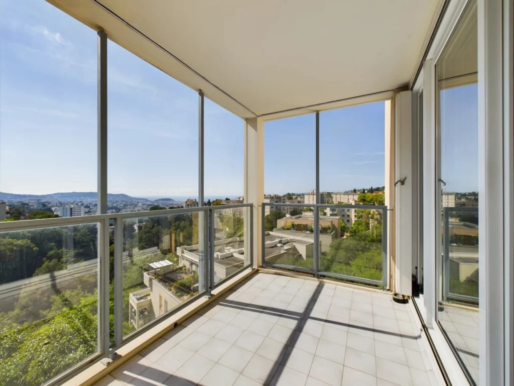 APPARTEMENT DUPLEX 3 PIECES 61m² TERRASSES VUE MER – NICE NORD Collines Henri Sappia