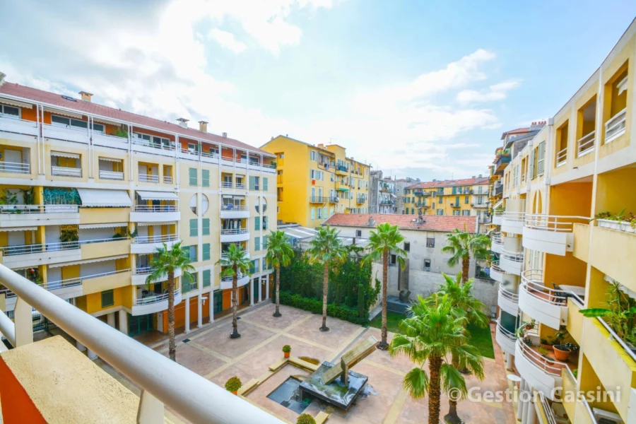 LE PORT – NICE