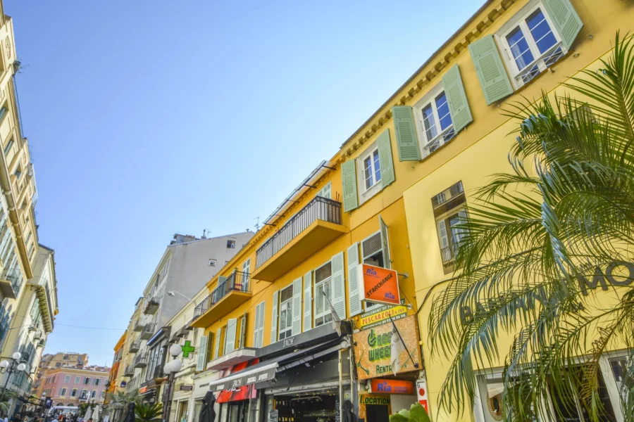 RUE MASSENA – NICE