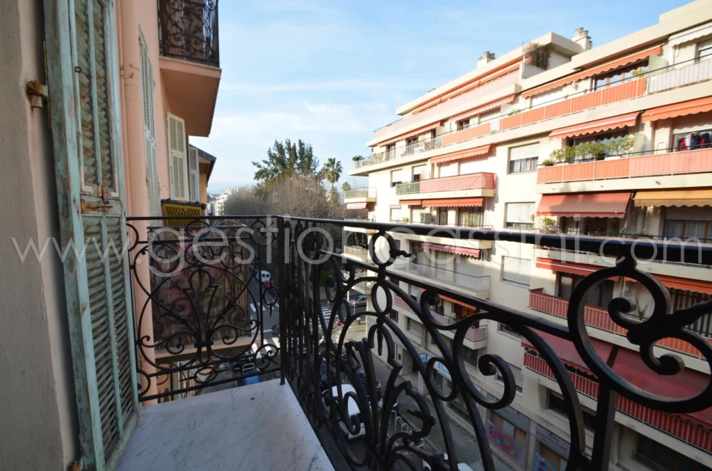 RUE BARBERIS – NICE