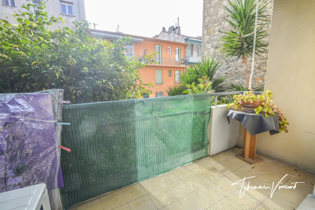 AV CAGNOLI – NICE