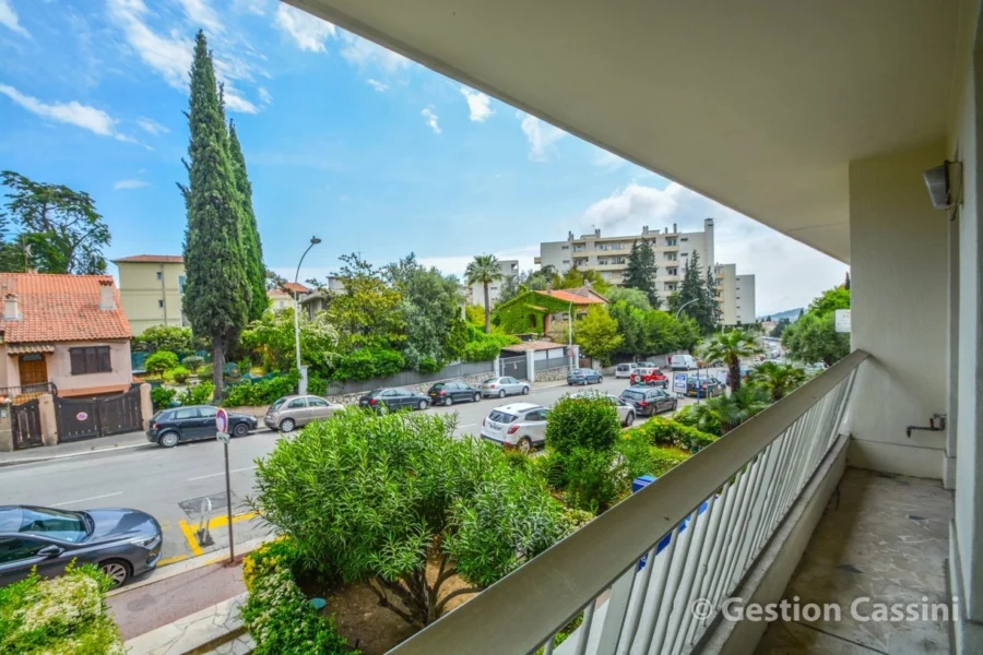 AVENUE REINE VICTORIA – NICE