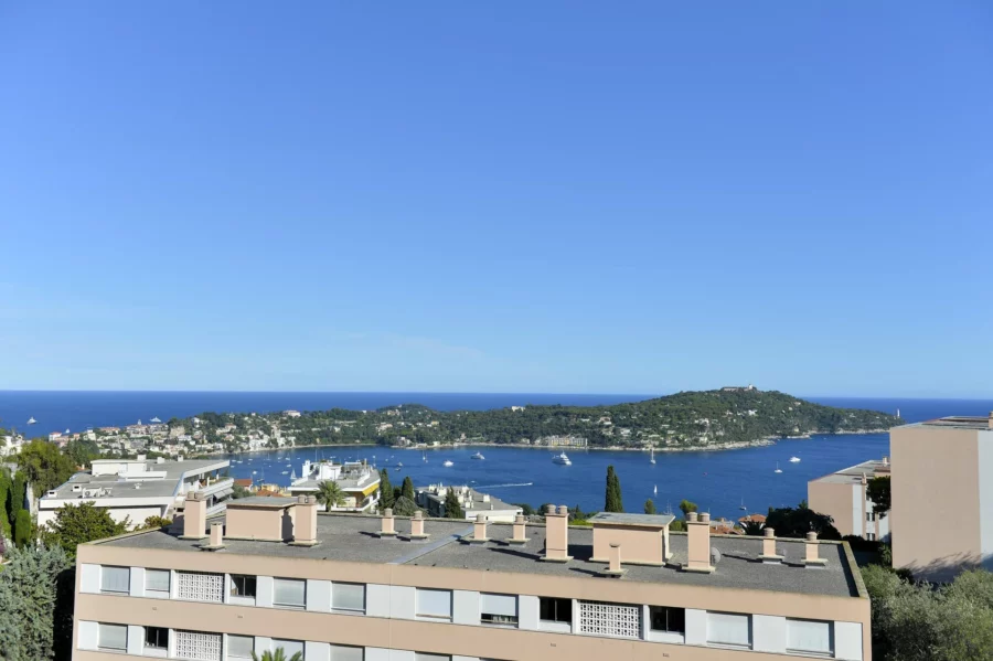 2 PIECES CAVE GARAGE – CHEMIN FRANCOIS FERRY – VILLEFRANCHE SUR MER