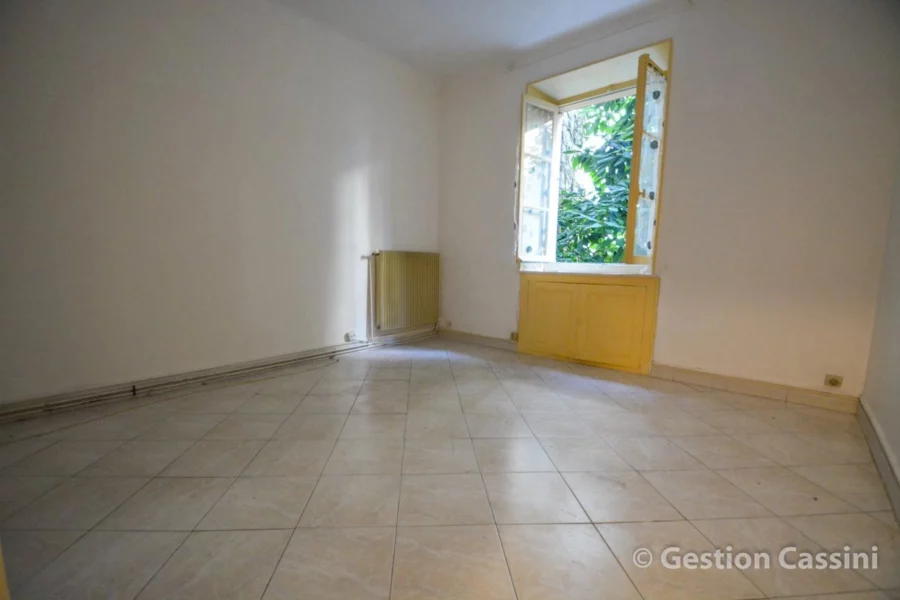 RUE ASSALIT – NICE