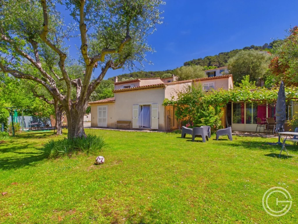 Maison 5 pièces 163 m² Blausasc